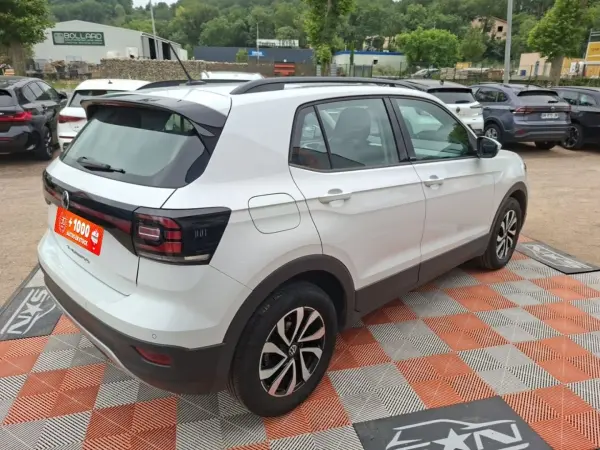 Volkswagen T-CROSS 1.0 TSI 110 ACTIVE DSG - Photo 2