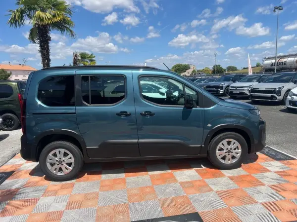 Peugeot RIFTER BlueHDi 130 EAT8 ALLURE PACK STYLE GPS ADML Chargeur Caméra JA 16" N-1 - Photo 4