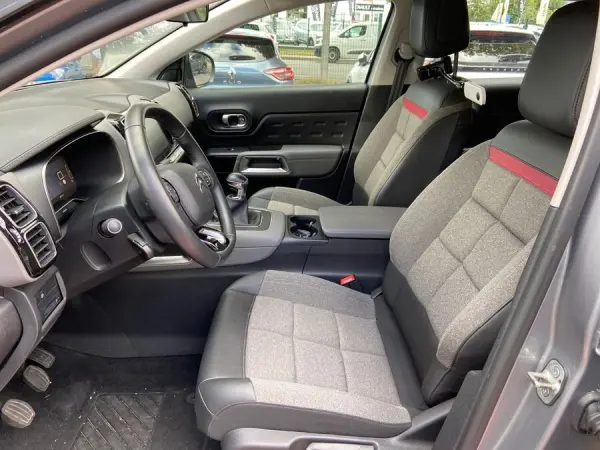 Citroën C5 AIRCROSS PureTech 130 BV6 FEEL GPS Caméra ADML Toit Noir - Photo 3