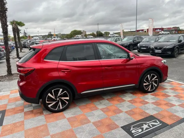 MG ZS 1.5 HYBRID + 197 LUXURY CUIR GPS Caméra 360° JA 18" - Photo 4