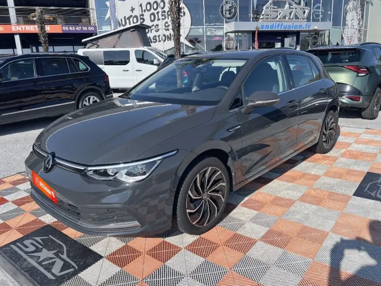 Volkswagen GOLF VIII 2.0 TSI 190 DSG7 STYLE GPS JA 18" diamantées SC
