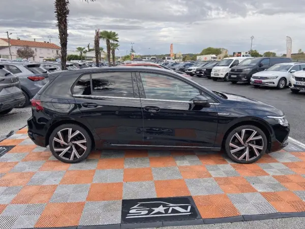 Volkswagen GOLF VIII 1.5 TSI 130 BV6 STYLE GPS JA 18" diamantées SC - Photo 4